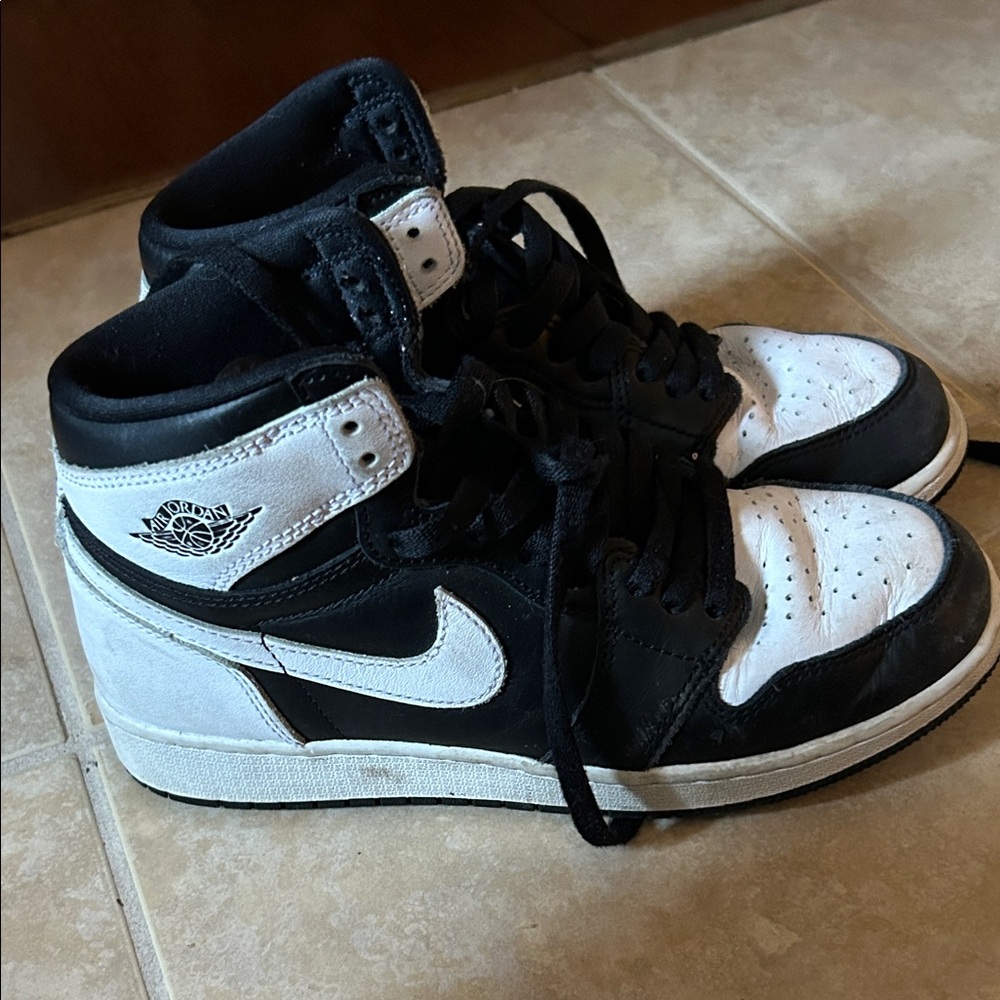 NIKE AIR JORDAN BOYS 6Y